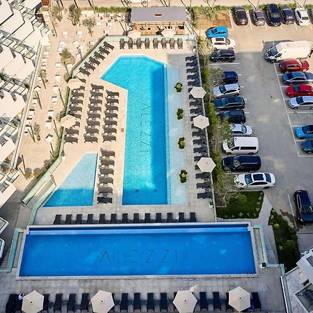 Ademar Luxury Apartment- Spa&Pool Beach Resort Mamaia Eksteriør billede