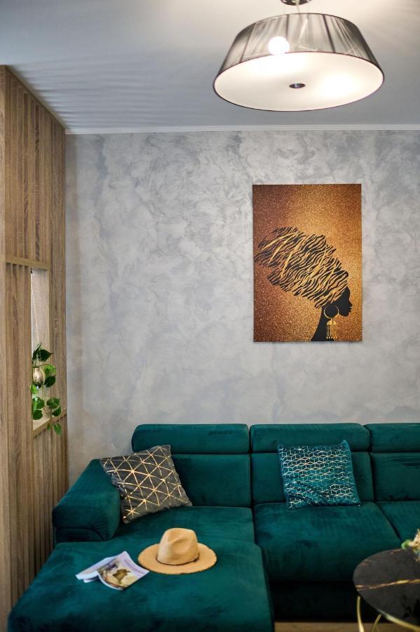 Ademar Luxury Apartment- Spa&Pool Beach Resort Mamaia Eksteriør billede