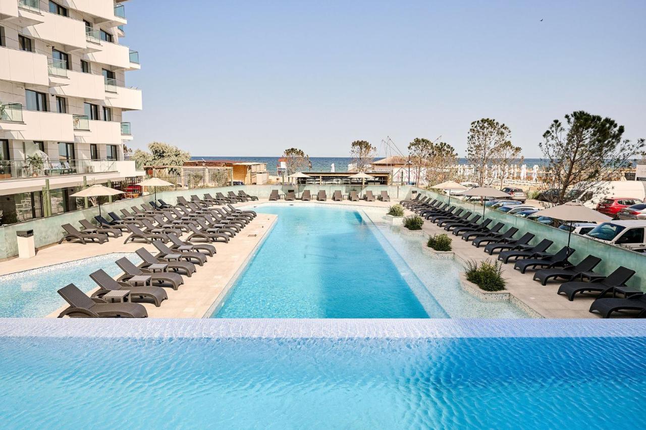 Ademar Luxury Apartment- Spa&Pool Beach Resort Mamaia Eksteriør billede